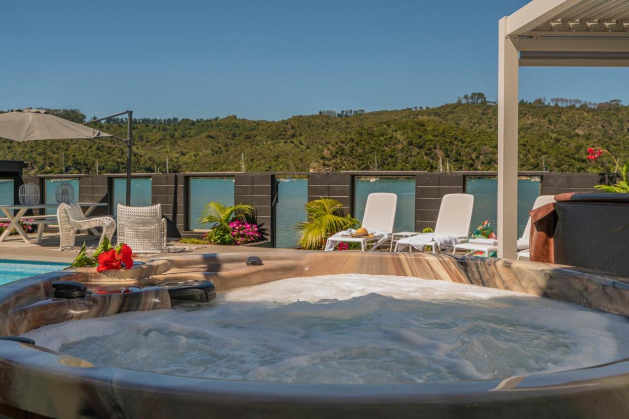 Oceans 88 Whitianga Coastal Suites Buitenkant foto